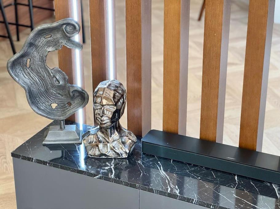 4Bd Central Soho Luxe Retreat Terrace 2Bh & Ac Малага Екстериор снимка